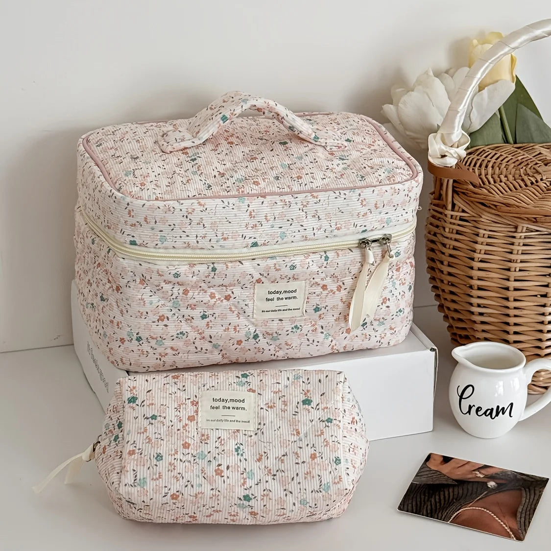 1pc Cute Flower Quilting Cotton Makeup Bag Women Zipper Cosmetic Organizer Female Cloth Handbag Portable Toiletry Case for Girls